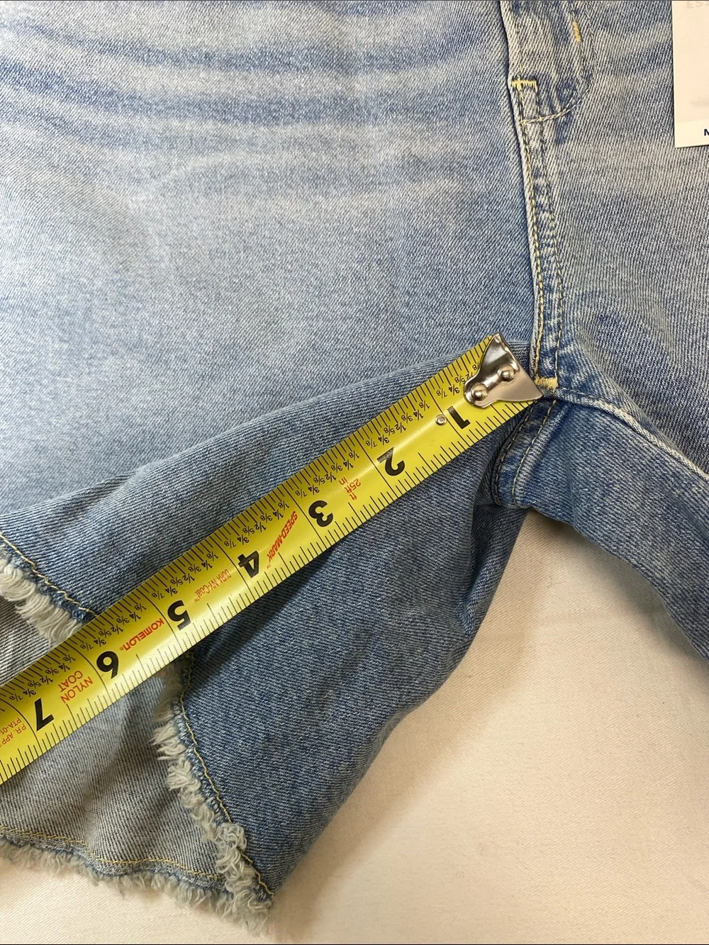 Denizen from Levi's Faded Blue Frayed Hem Distressed Jean Shorts Mid Rise - Picture 7 of 7